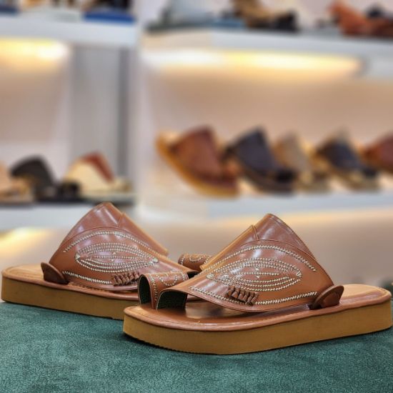 صورة زبيري وطني مطرز دبل موديل و23